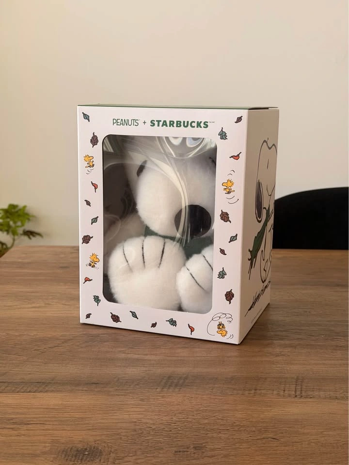Starbucks x Peanuts Snoopy Plush - Brand New, Sealed - photo 5
