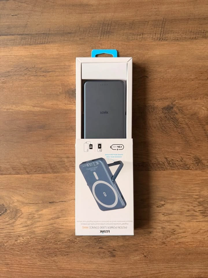 LOGIIX Piston Power 5,000 MagSafe Power Bank – Like New - photo 5