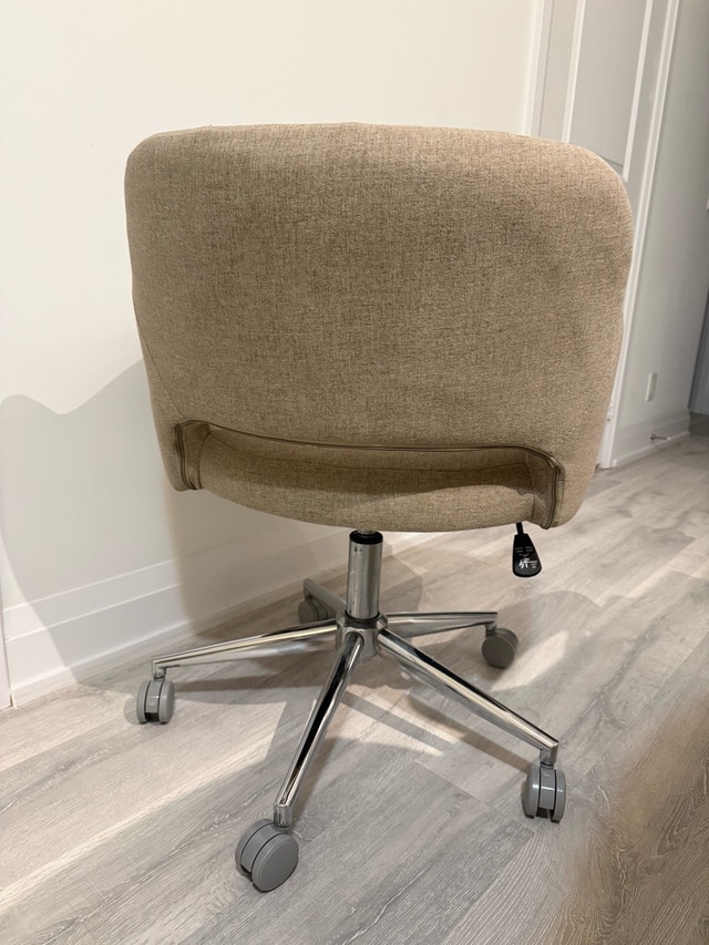 Structube Office Chair - photo 4