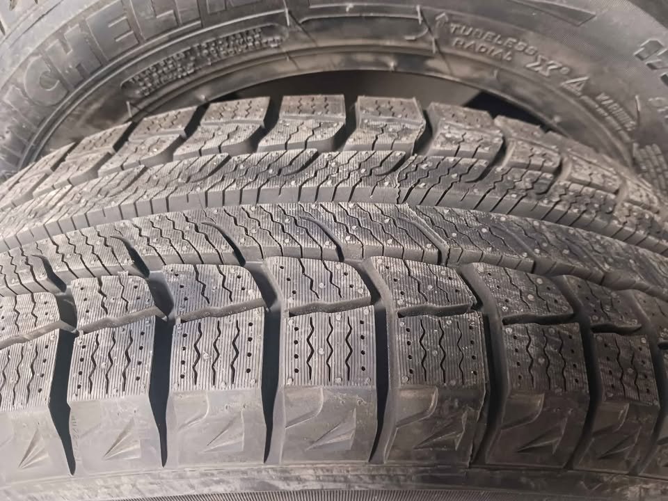 175 65 r15 NEW MICHELIN LATITUDE X-ICE WINTER TIRES - photo 3