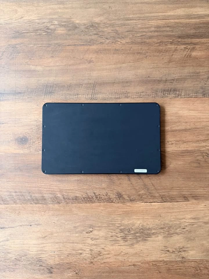 Xukinroy Ultra-Slim Bluetooth Keyboard – Black, Like New - photo 2