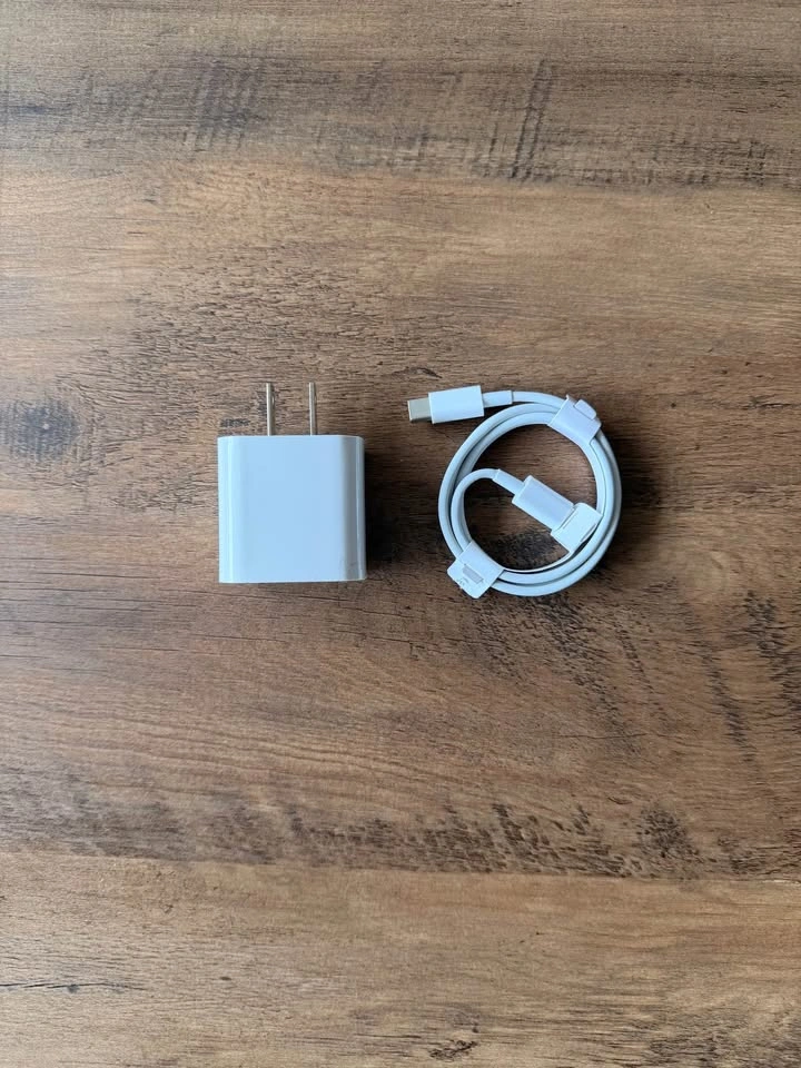 Apple 20W USB-C Wall Charger + USB-C to USB-C Cable - photo 2