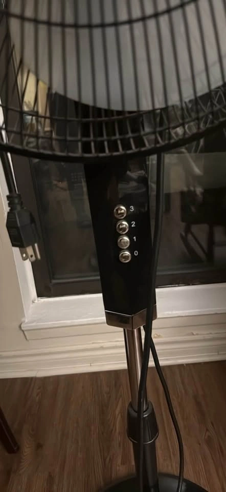 Garrison Standing Fan – 3 Speeds - photo 2