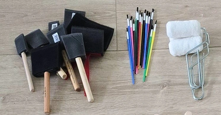 Huge Professional Painting Supply Lot - Brushes, Rollers - photo 2
