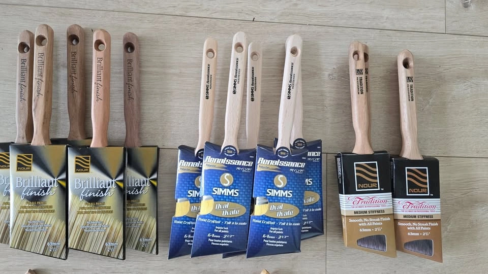 Huge Professional Painting Supply Lot - Brushes, Rollers - photo 3