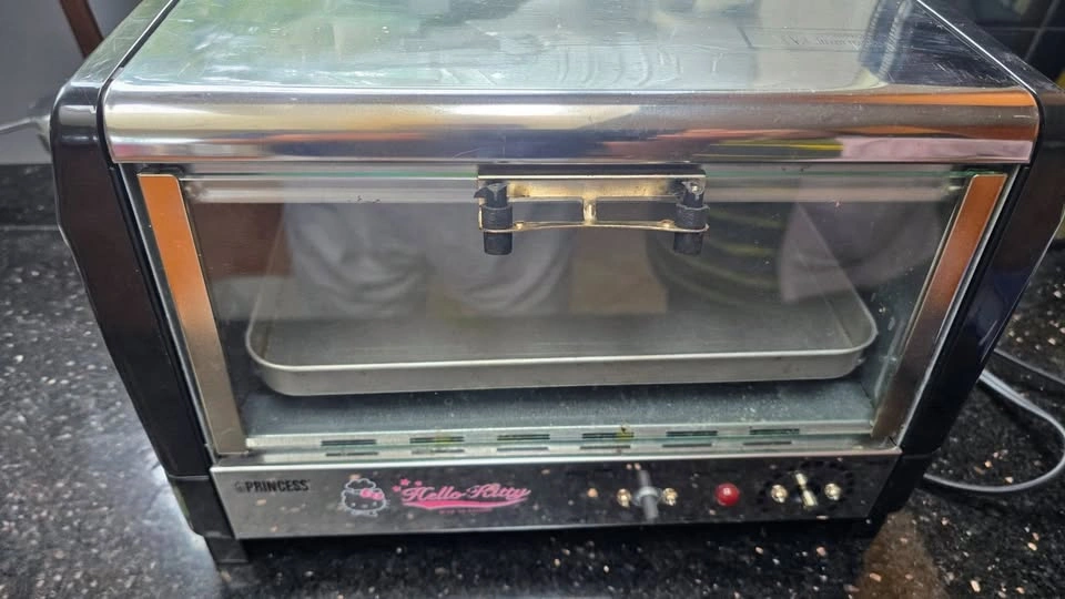 Rare Vintage 2006 Hello Kitty Toaster Oven (Princess / Sanrio) - photo 5