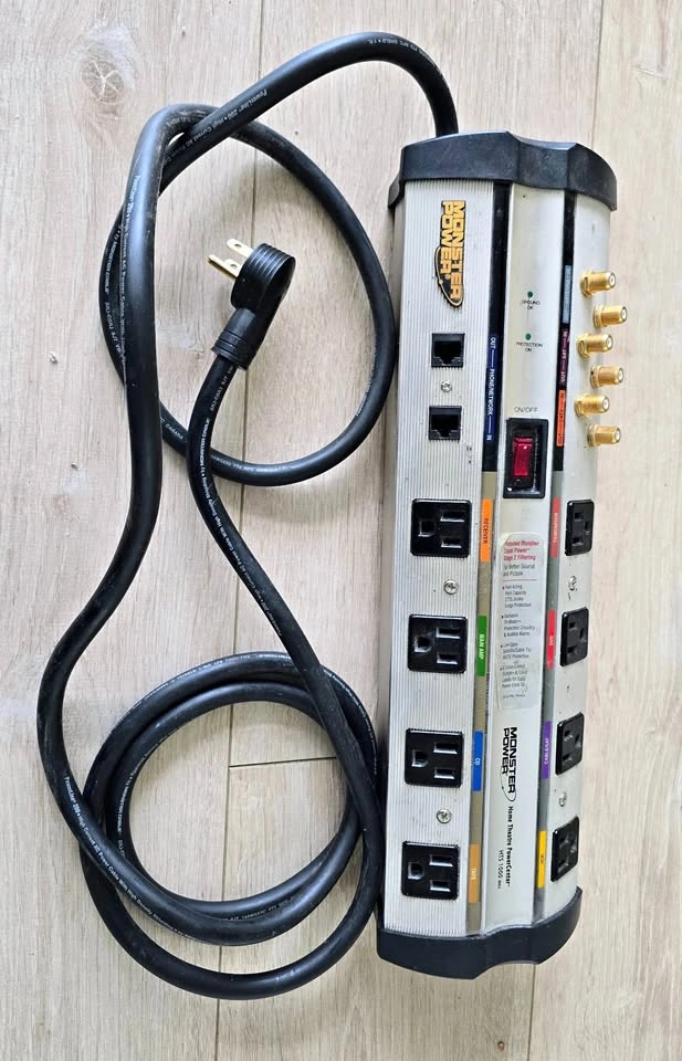 Monster Power Home Theatre PowerCenter HTS 1000 MKII