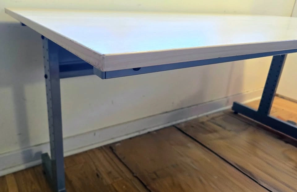 Heavy Duty Adjustable-Height Desk – Industrial Steel Frame - photo 3