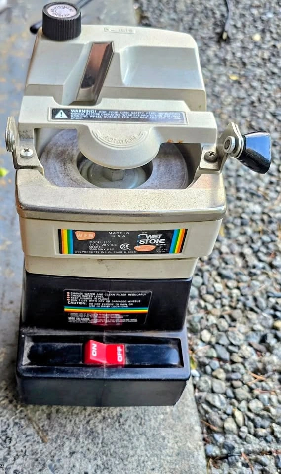 Vintage WEN 2900 Electric Wet Stone Sharpener