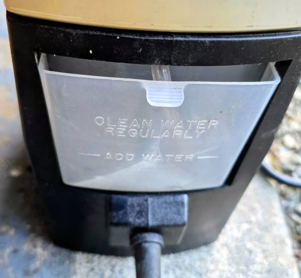 Vintage WEN 2900 Electric Wet Stone Sharpener - photo 3