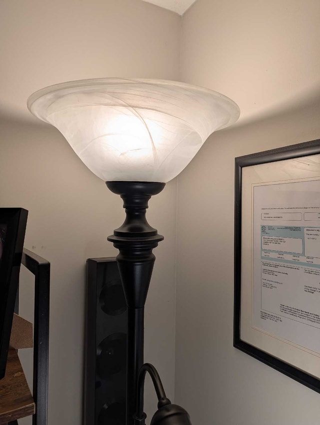 Pedestal Lamp