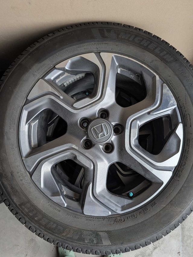 235/60/R18 All Season Tires and Rims