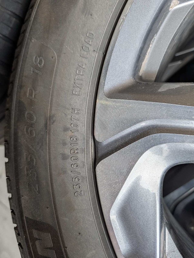 235/60/R18 All Season Tires and Rims - photo 2