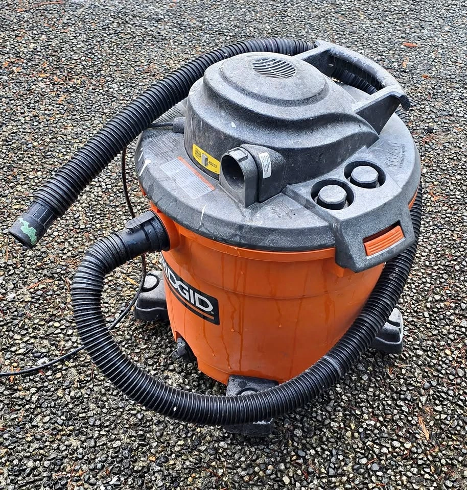 RIDGID 16-Gallon Heavy Duty Shop Vacuum with Hose