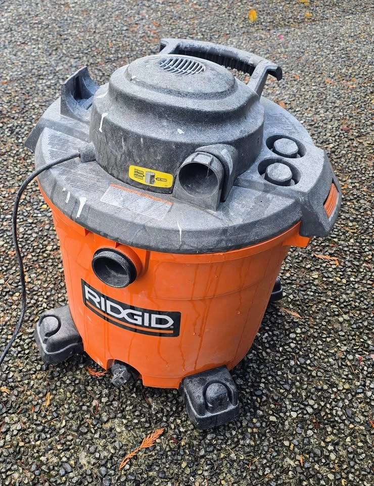 RIDGID 16-Gallon Heavy Duty Shop Vacuum with Hose - photo 2