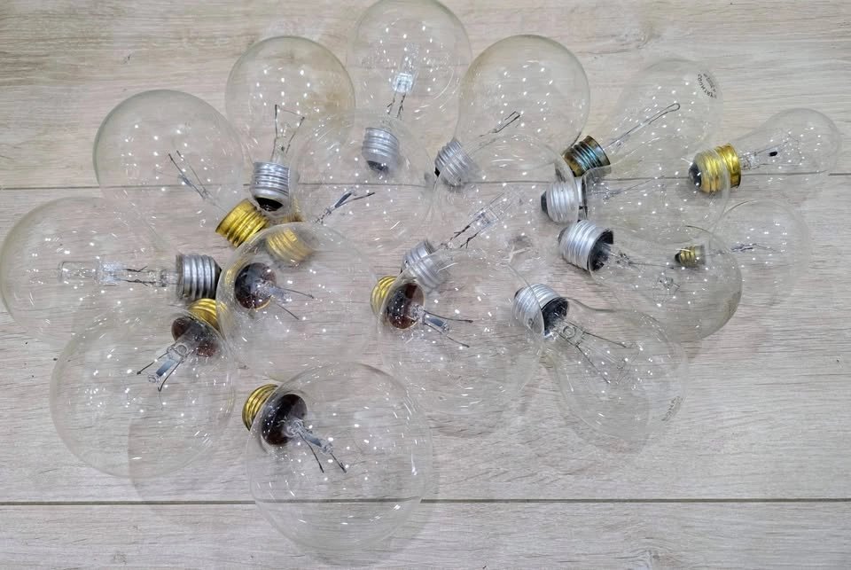 Huge Lot of 55+ Household Light Bulbs - photo 2