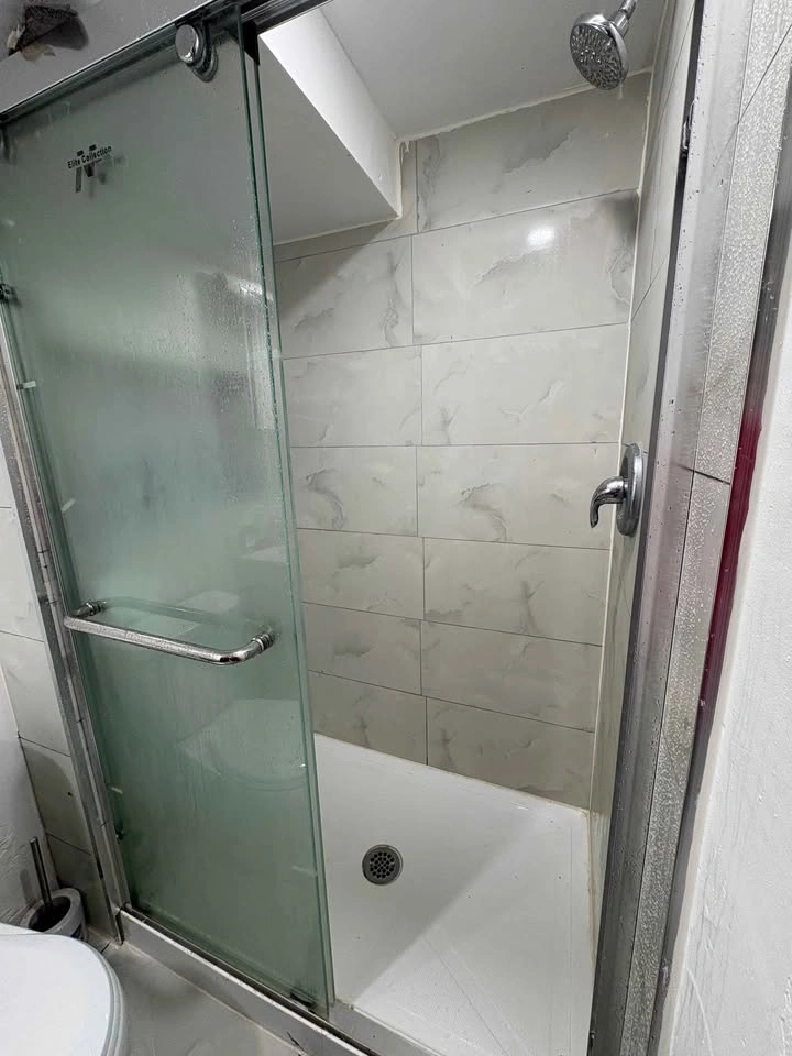 1 Bed 1 Bath - House - photo 4