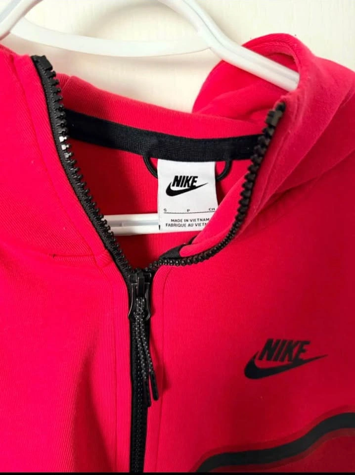 Nike tech red size small - photo 2