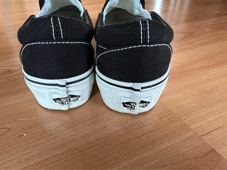 Ladies Vans - photo 2