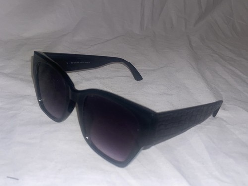 oscar de la renta sunglasses women