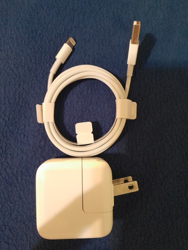 Genuine Apple 10W USB Power Adapter A1357 - photo 3
