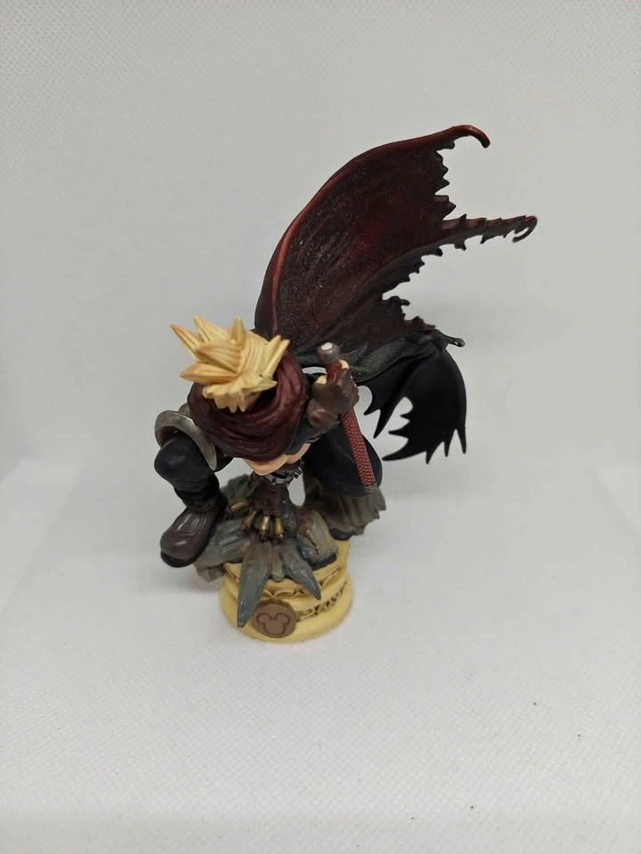Kingdom Hearts Cloud Formation Arts figure vol.2 No.01
