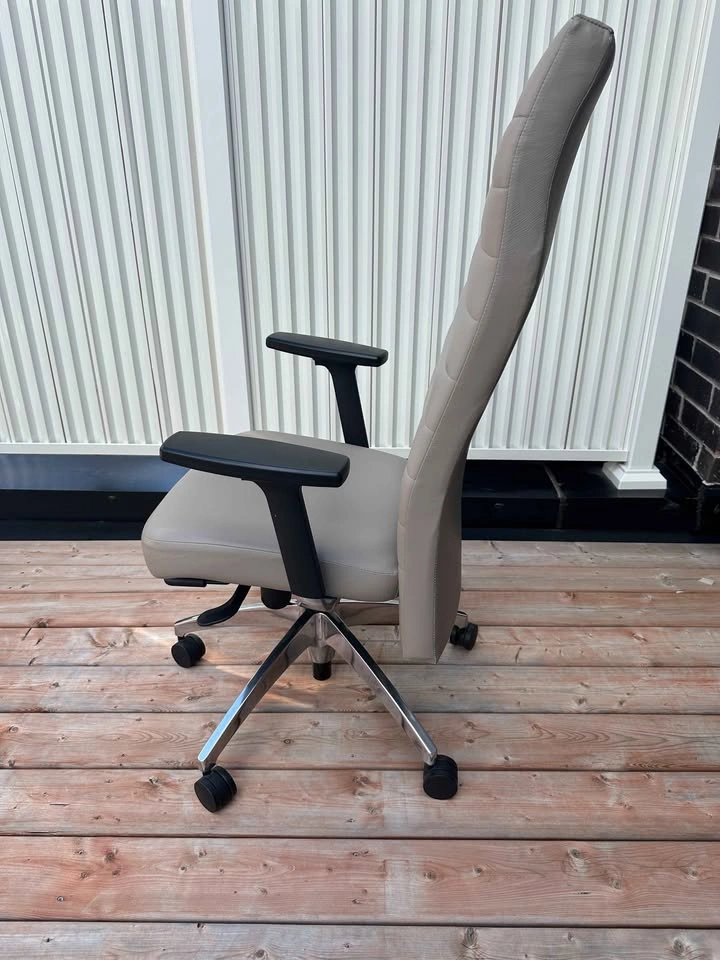 Artopex High-Back Leather Executive Office Chair - photo 4