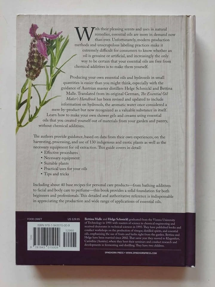 The Essential Oil Maker's Handbook by Bettina Malle - Hardcover - photo 2