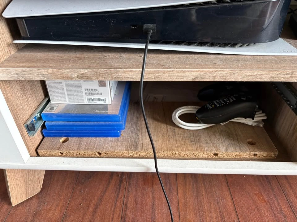 Structube Coffee Table and TV Console - photo 4