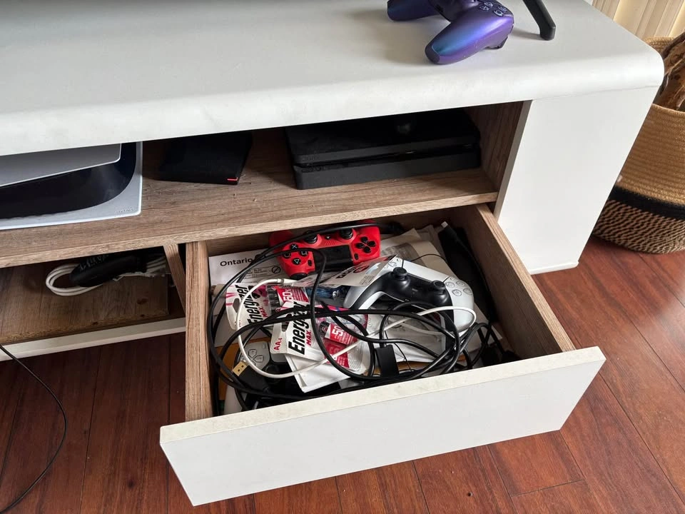 Structube Coffee Table and TV Console - photo 5