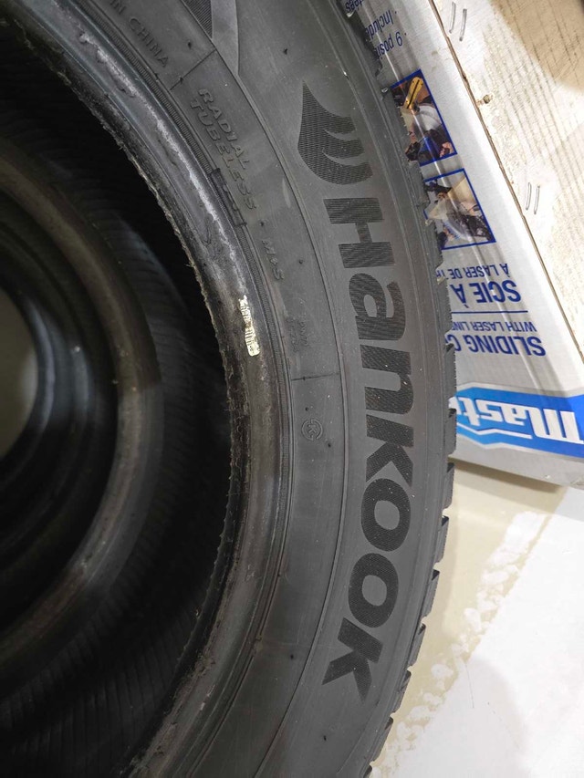 Hankook Winter iPike RSV Studded Tires – 225/65R17 102T