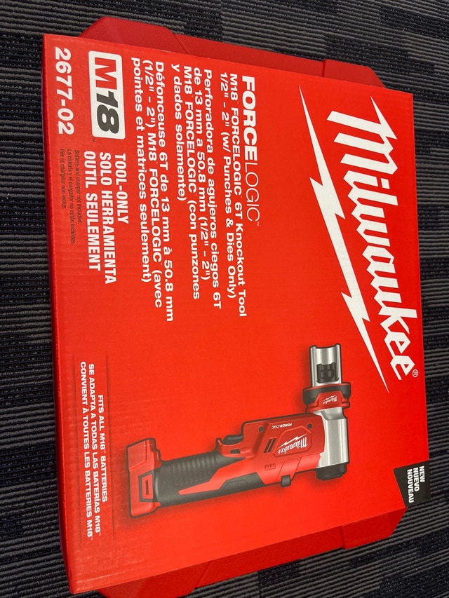 Milwaukee Knockout tool