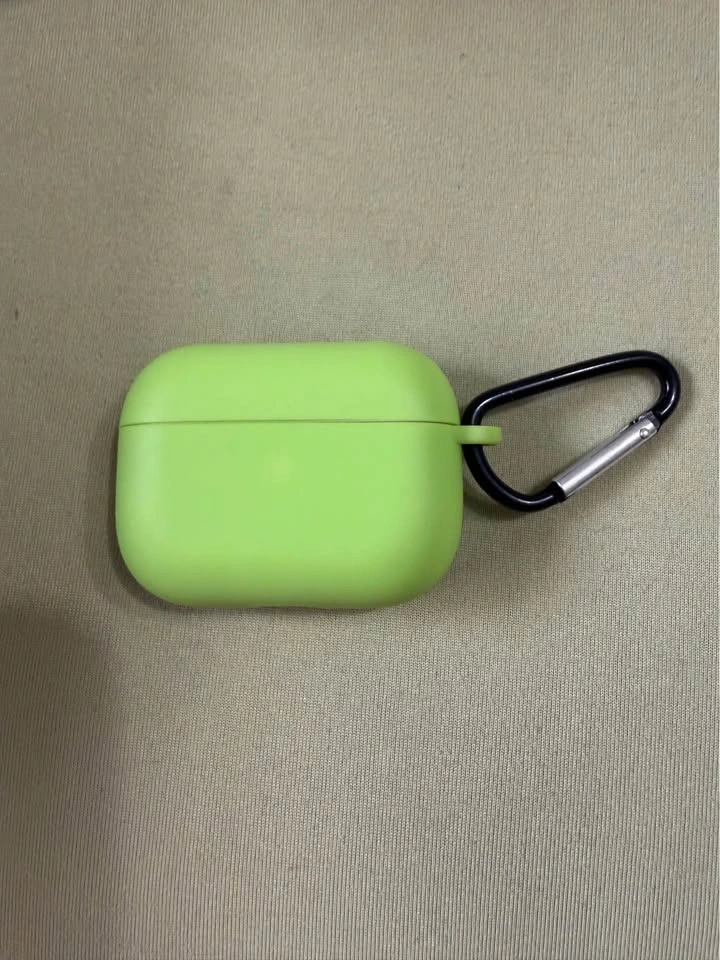 Apple AirPods Pro 1st Gen – Left Earbud + Charging Case - photo 4