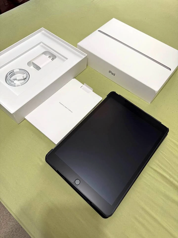 Apple iPad 9th Gen 64GB Wi-Fi – Like New