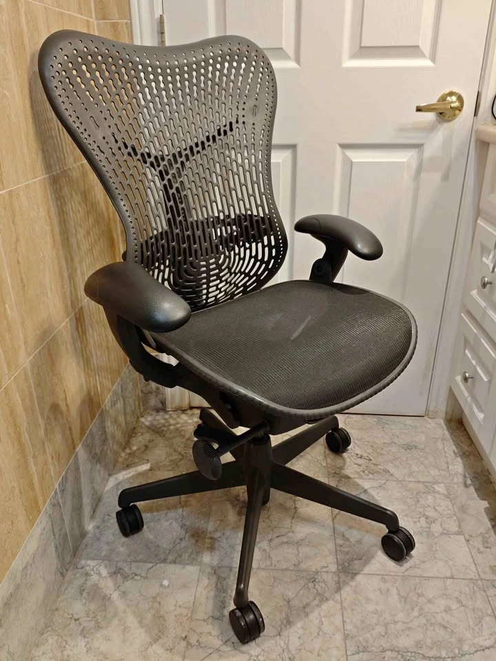 Herman Miller Mirra 1 Chair
