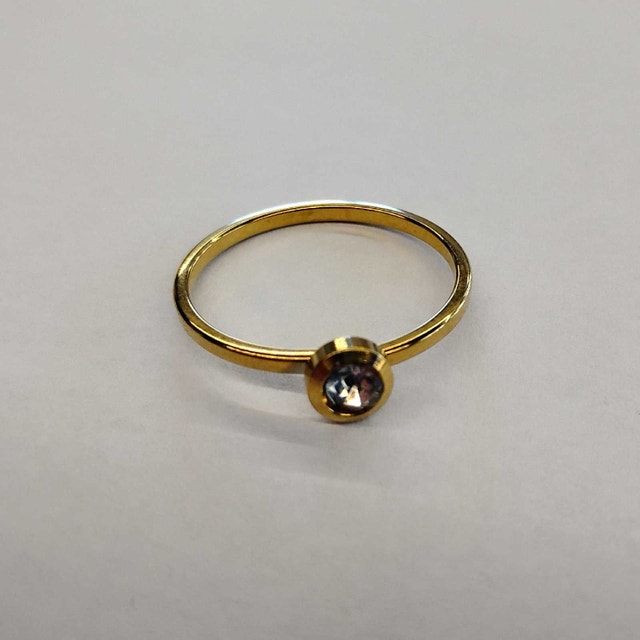 Gold Diamond Ring (Fashion Jewelry)