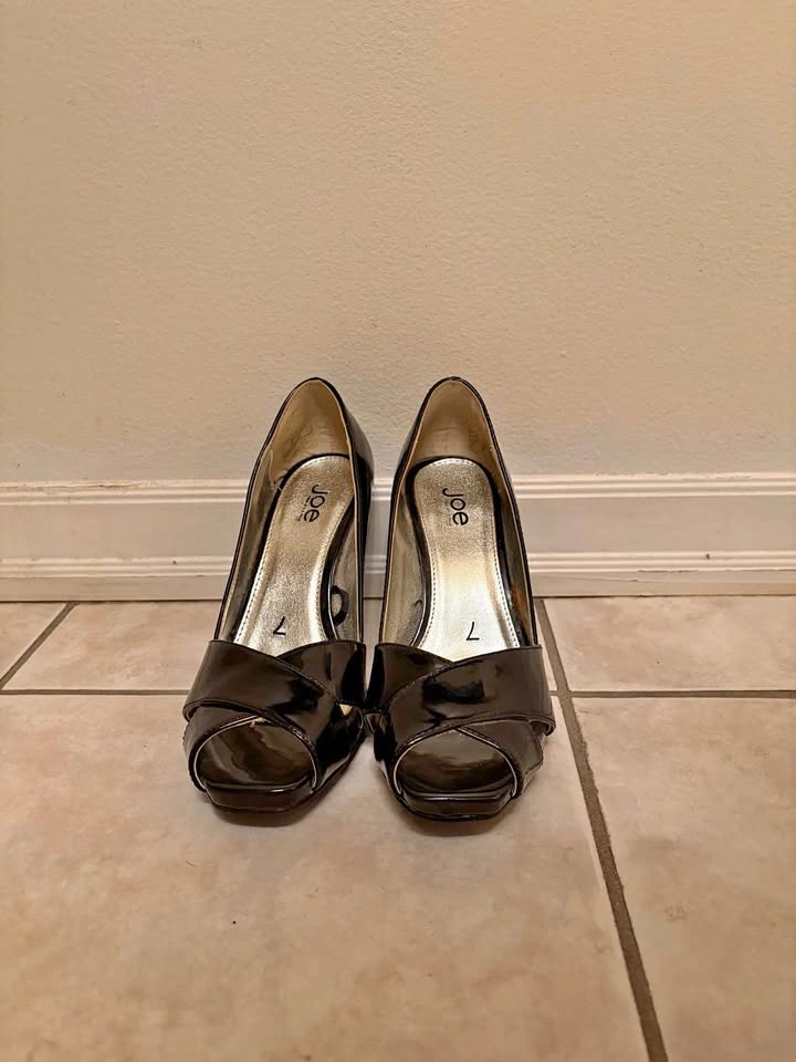 Joe Fresh heels