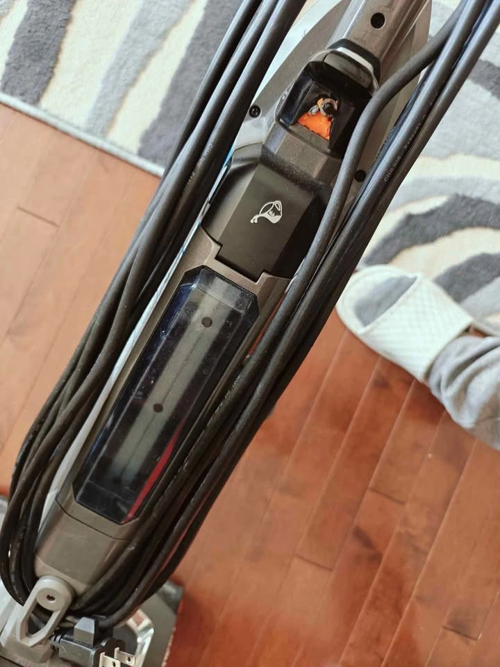 Bissell steam vacuum - photo 2