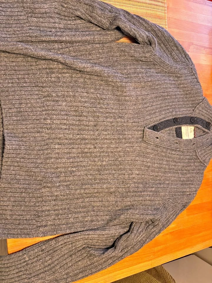 Banana Republic Ribbed Button Sweater Men's