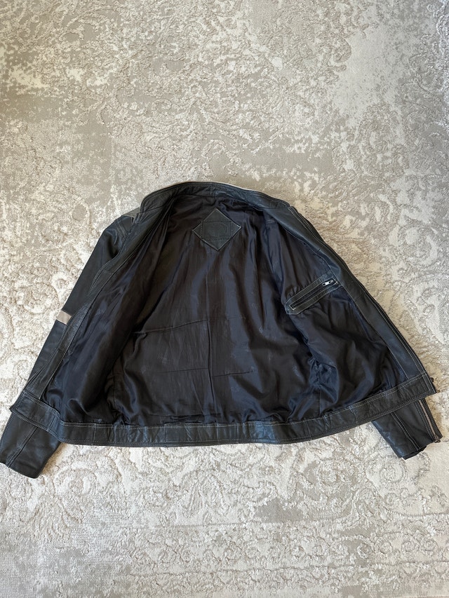 Men’s black leather cafe racer motorcycle jacket. Size L. - photo 3