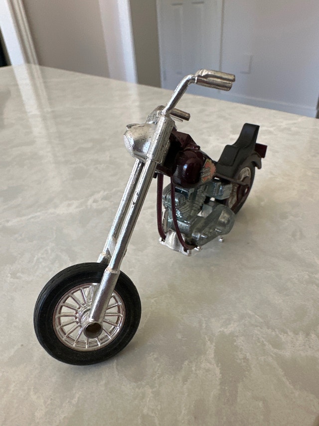 Vintage Matchbox 1:18 die-cast Harley-Davidson 1200 Chopper - photo 3
