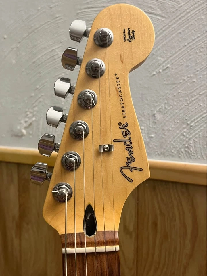 Fender Player Stratocaster with Pau Ferro Fingerboard - 3-Tone S - photo 5
