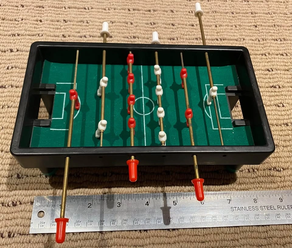 Tabletop Foosball 8 x 5 Inched | Porch Pickup in South Surrey - photo 2