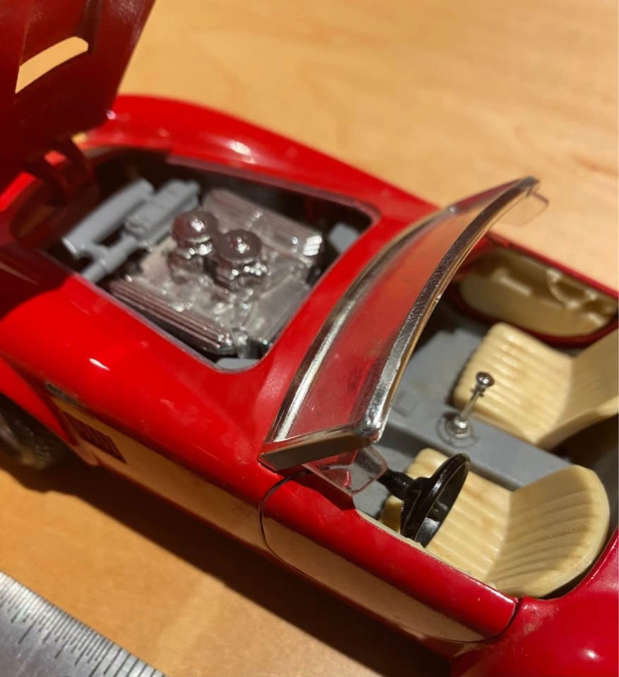 Vintage Burago Shelby Cobra 427 Die-Cast Model Car - photo 3