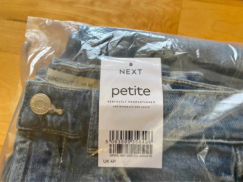 Next Petite Crop Bootcut High Rise Jeans UK 4P/Canadian 6P