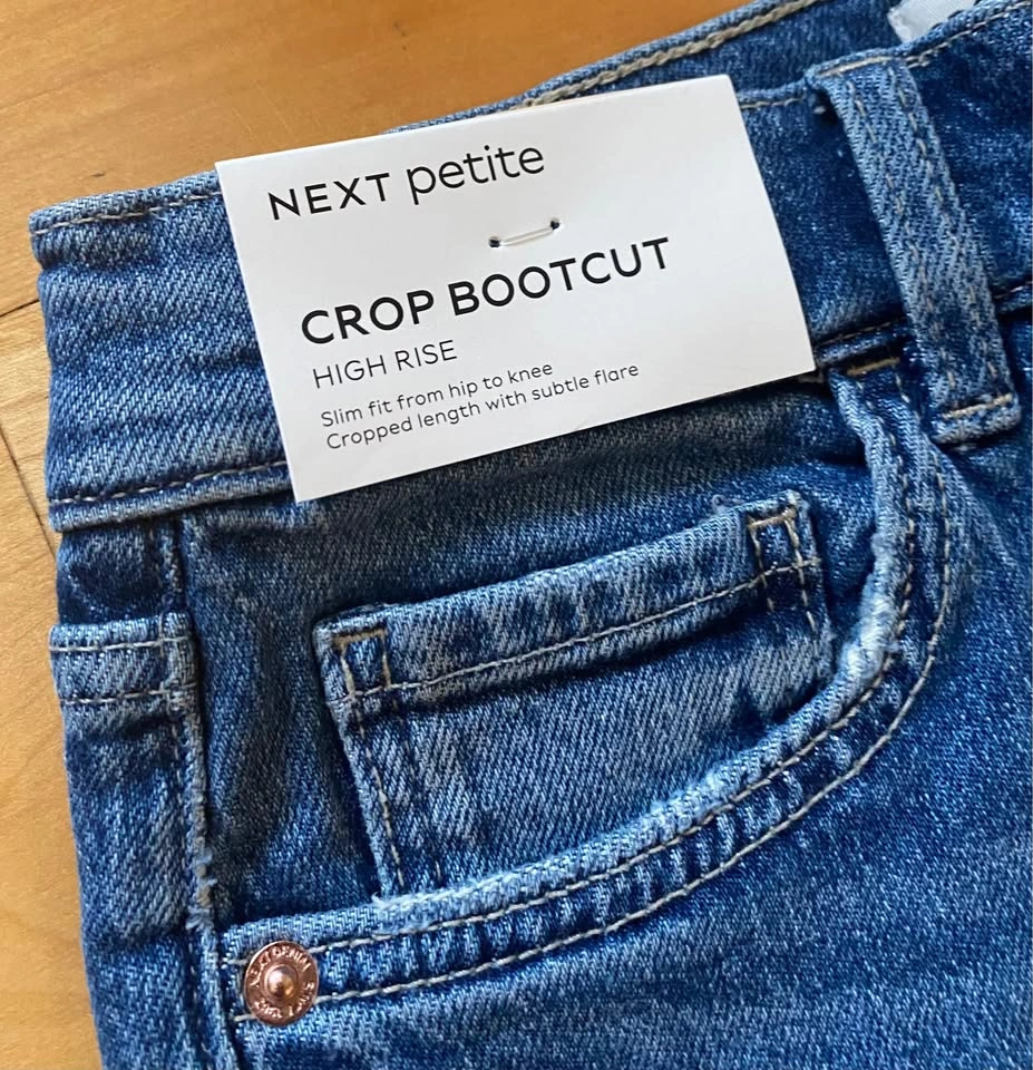 Next Petite Crop Bootcut High Rise Jeans UK 4P/Canadian 6P - photo 3
