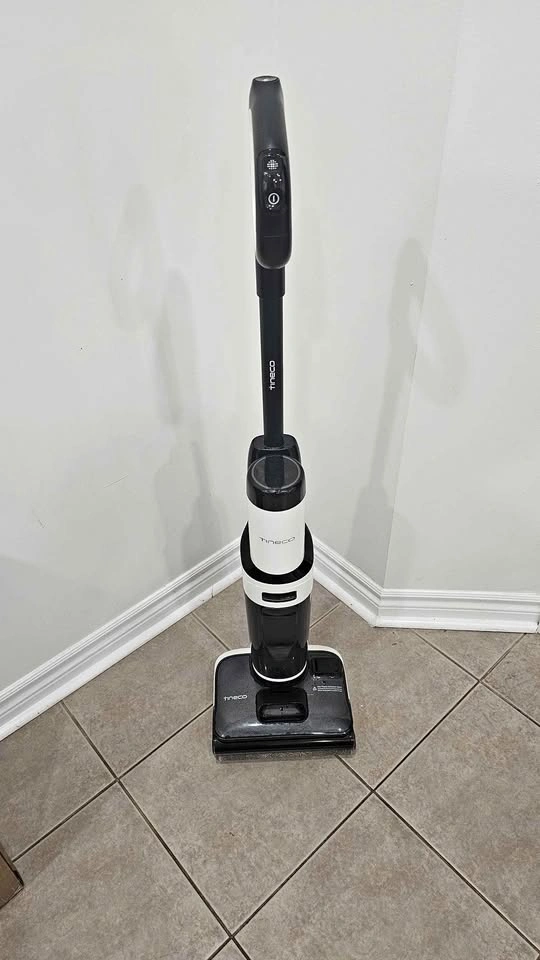 Tineco FLOOR ONE STRETCH S6 Wet Dry Vacuum Cleaner – Like New!