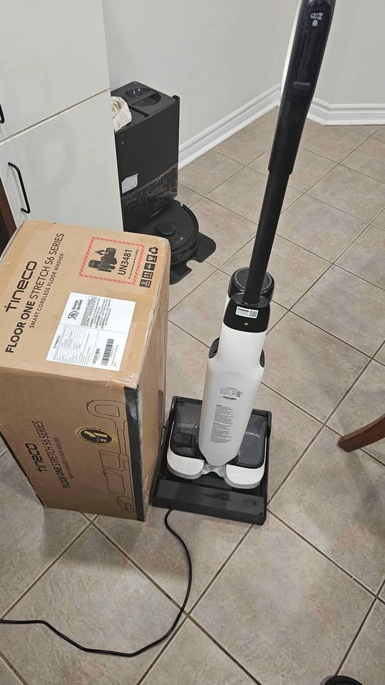 Tineco FLOOR ONE STRETCH S6 Wet Dry Vacuum Cleaner – Like New! - photo 5
