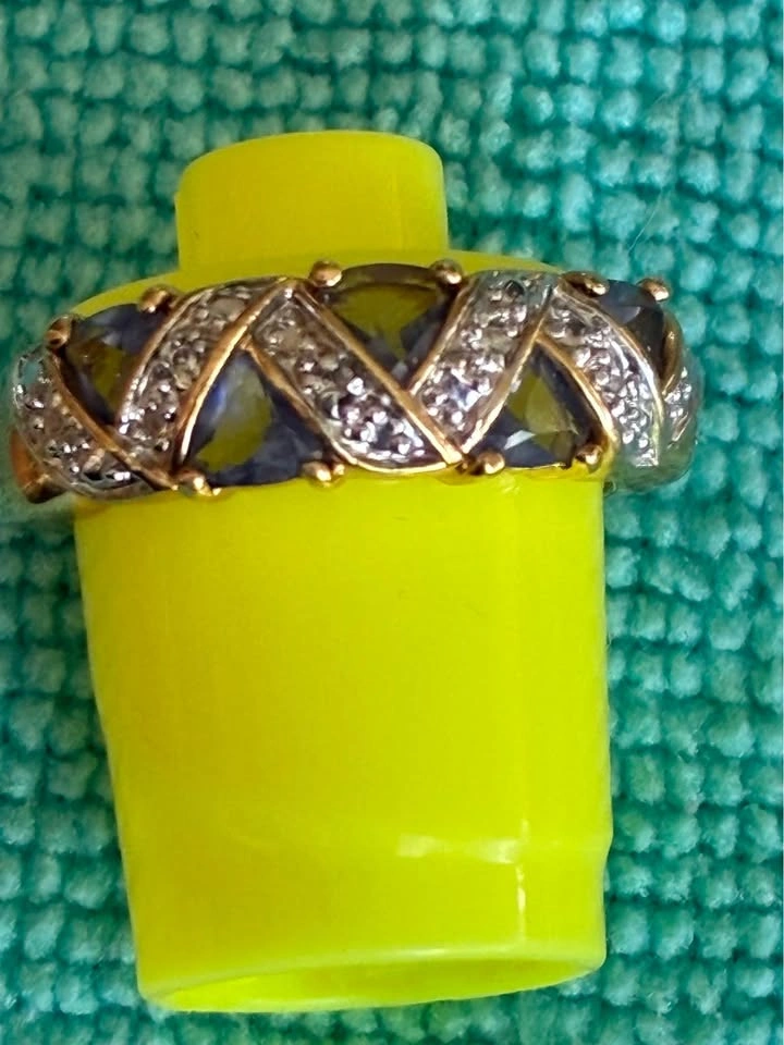 Beautiful Gold-Tone Trillion-Cut Blue-Purple Statement Ring Size