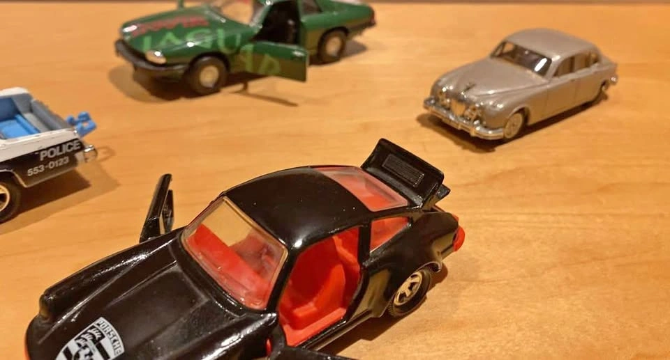 Vintage Corgi & Matchbox Cars | Porch Pickup in South Surrey